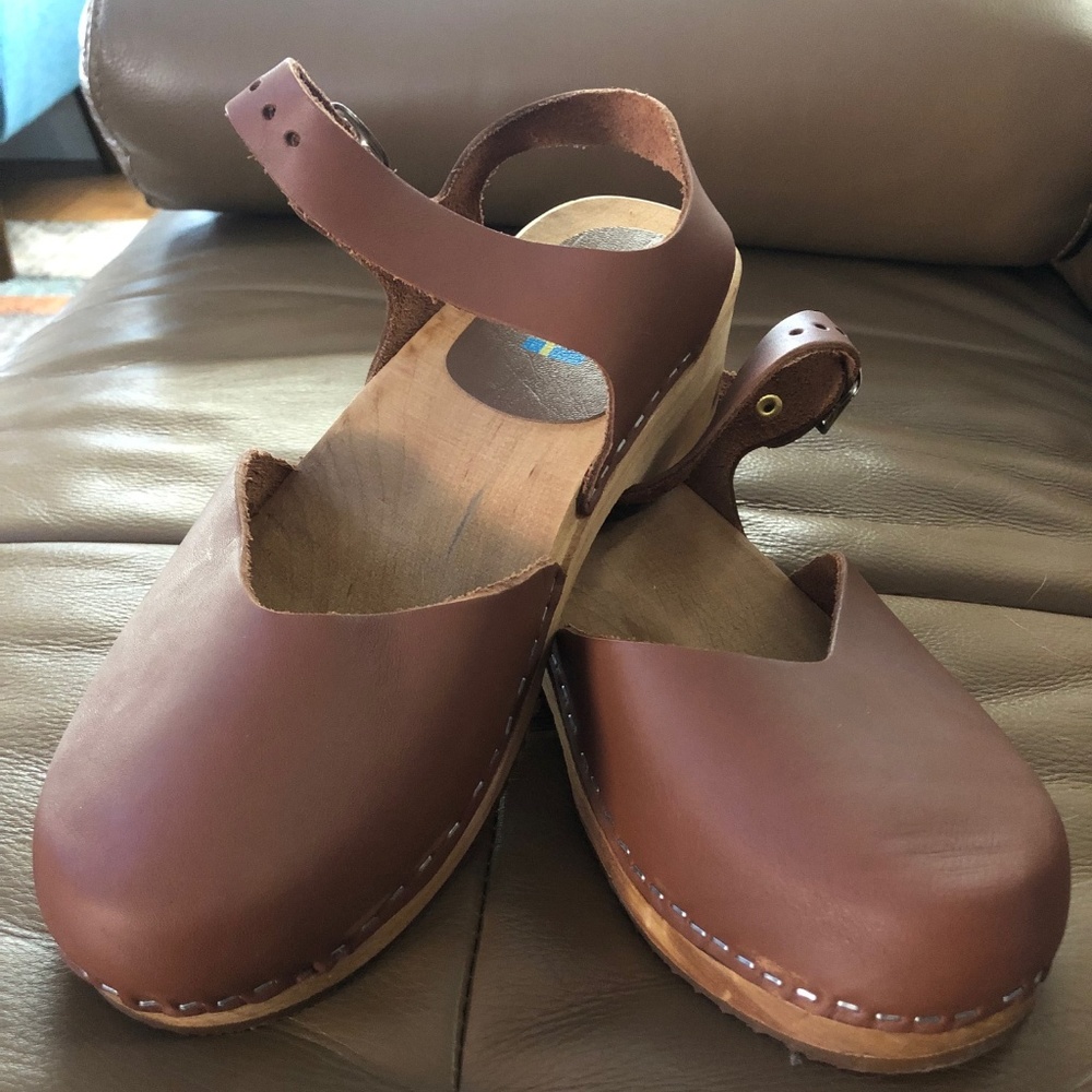 MIA Clogs